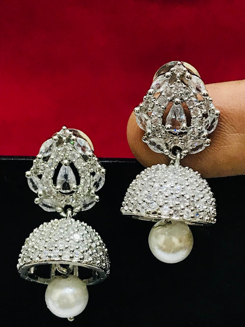 White Color American Diamond Earrings In Suncity
