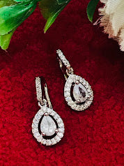 Beautiful White Colored Earrings For Women In Yuma