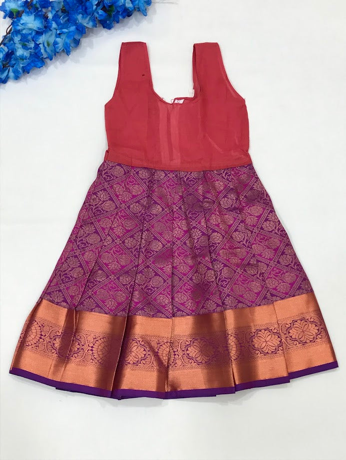 Gorgeous Green Color Silk Langa Set For Girls In Mesa