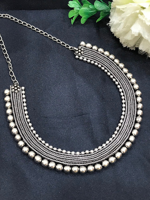 Stunning White Color Design Oxidized Necklace With Earrings Sets In Tempe