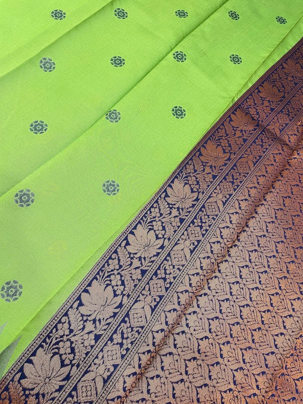 Light Green Color Floral Motifs Pure Kanchi Silk Saree In Suncity