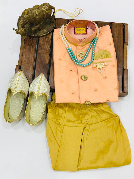 Sherwani Juttis With Brooch Pin And Pearl Mala In USA