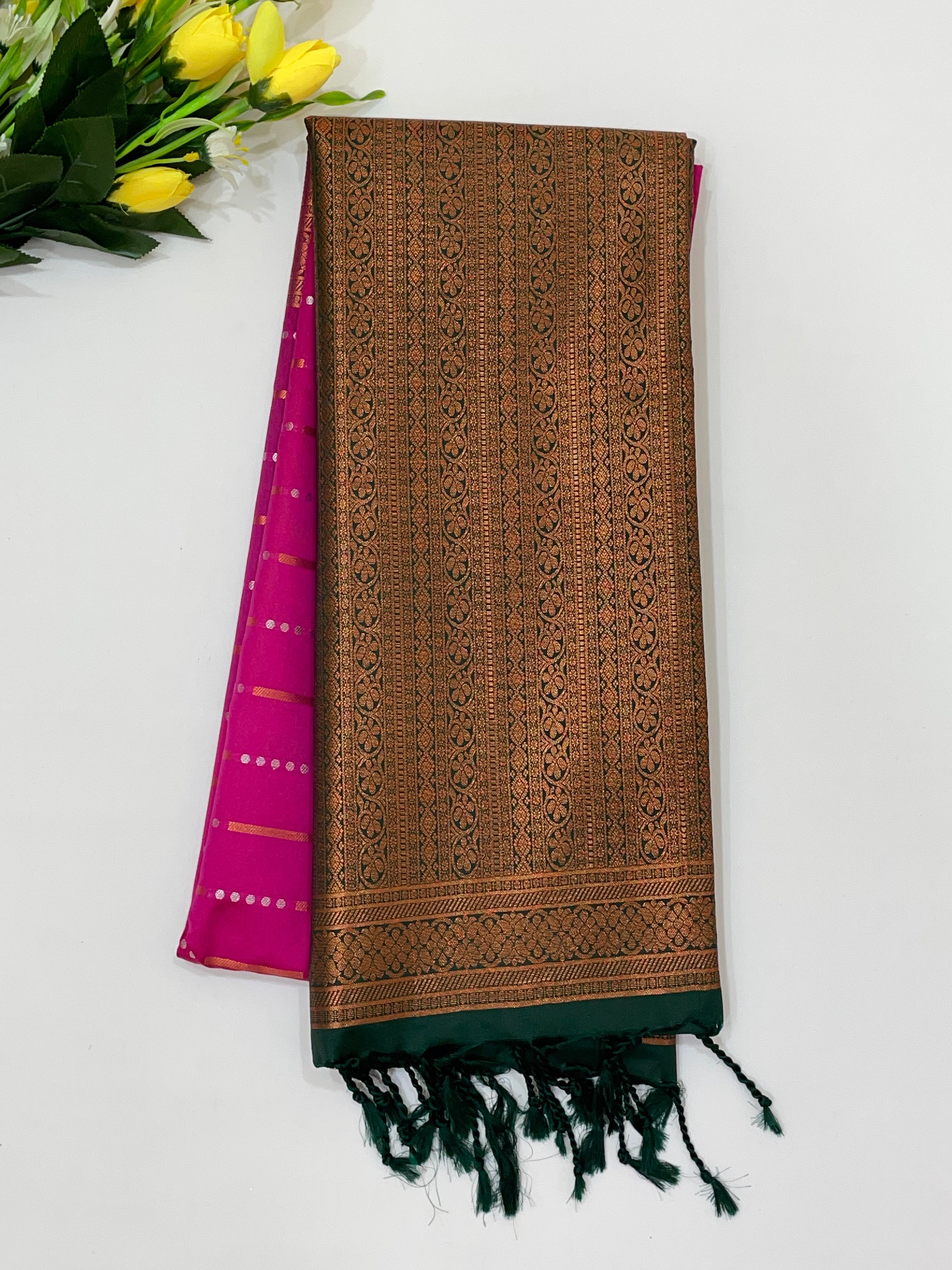 Attractive Pink Color Soft Silk Saree With Contrast Rich Pallu And Fancy Tassels For Women