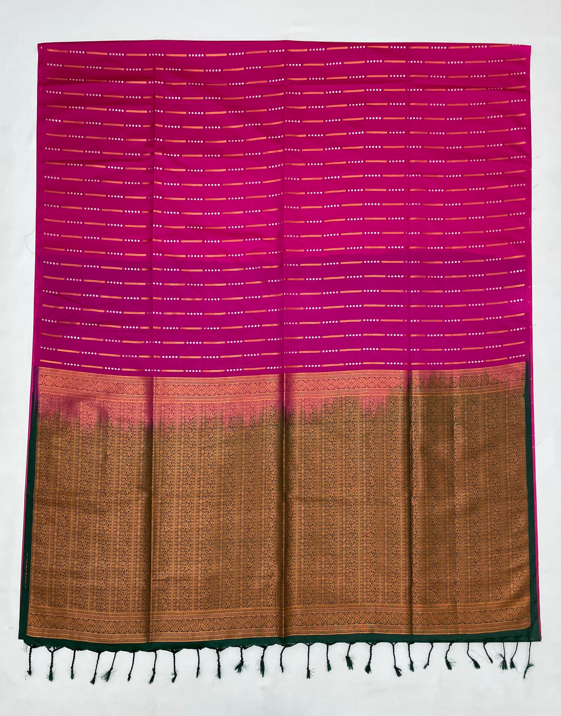 Pink Color Soft Silk Saree With Contrast Rich Pallu And Fancy Tassels In Mesa
