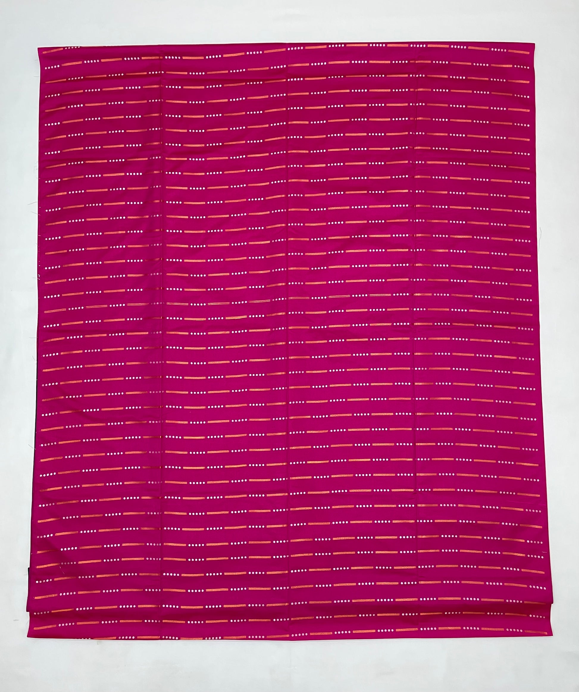 Pink Color Soft Silk Saree With Contrast Rich Pallu In Yuma