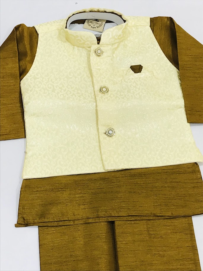 Unique Designed Shuts For Boys In Cotton Wood