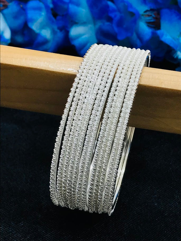 Simple Design White Color Metal Bangles In Holbrook