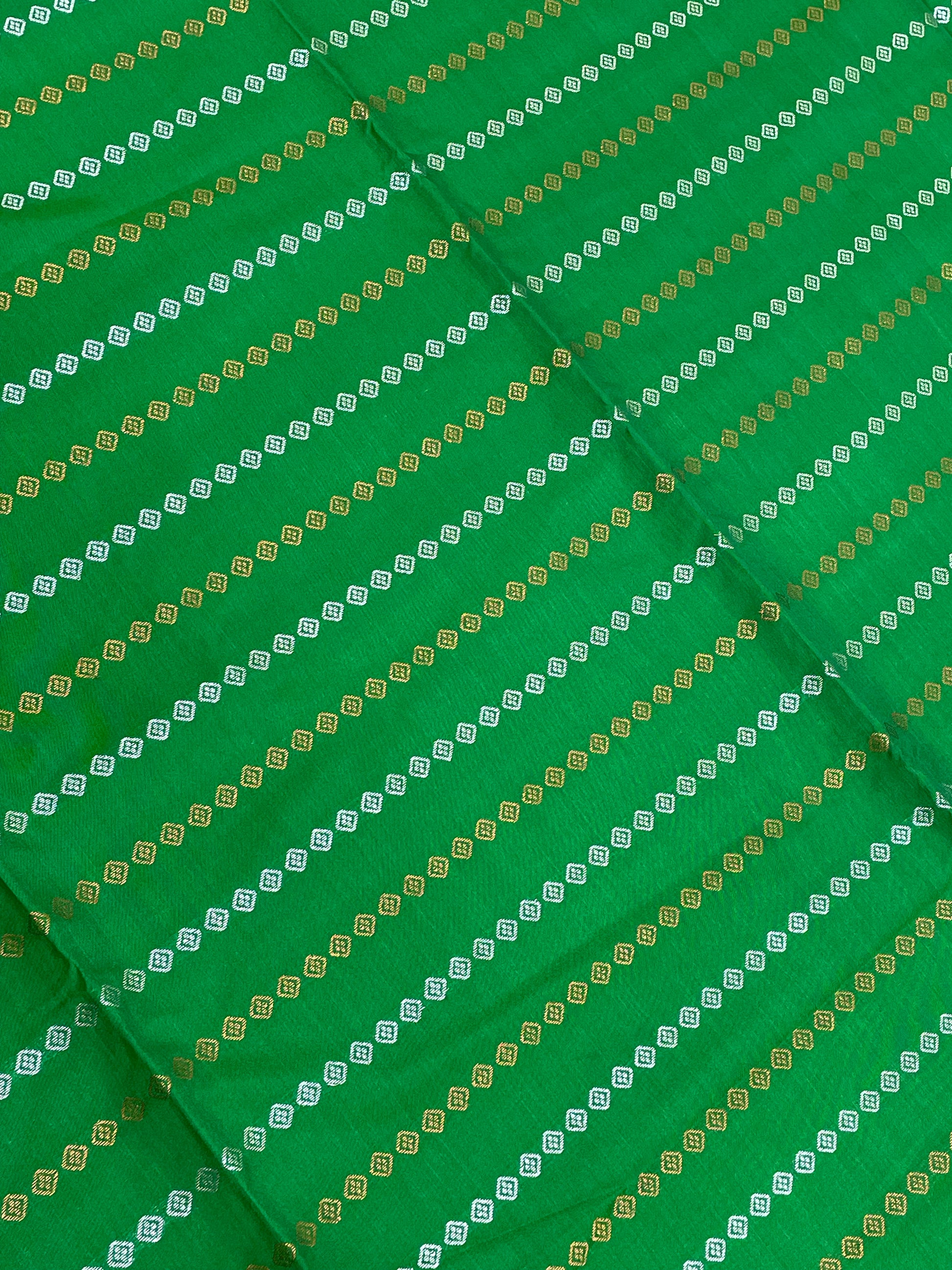 Green Color Soft Silk Saree With Contrast Rich Pallu In Gilbert