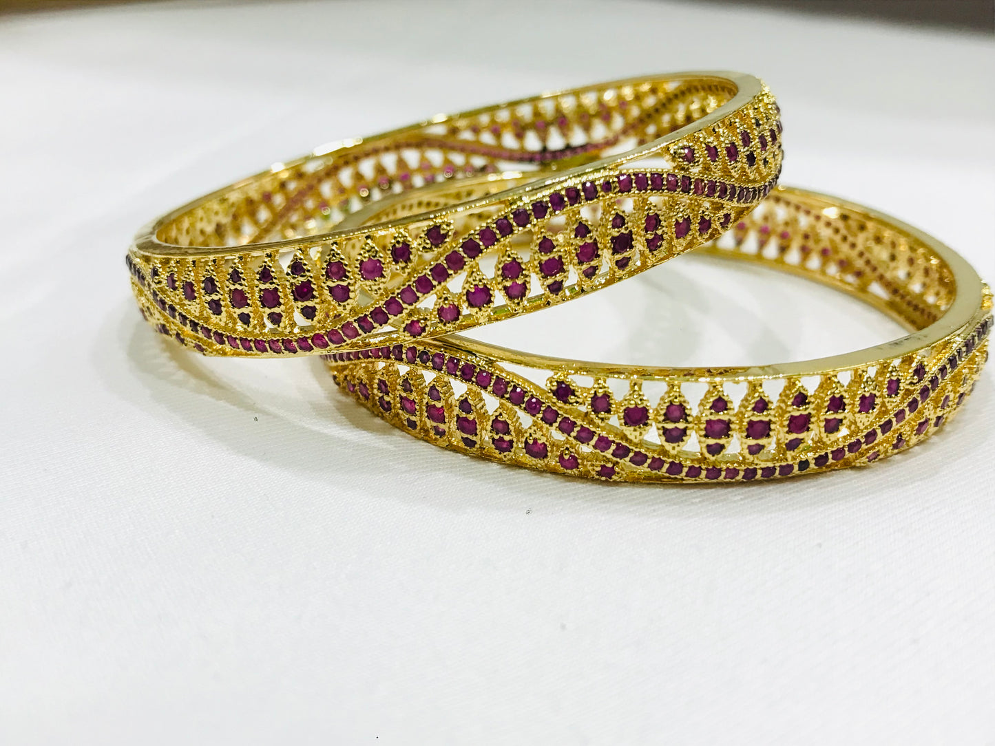 Antique Bangles Set With Ruby Stones Near Me