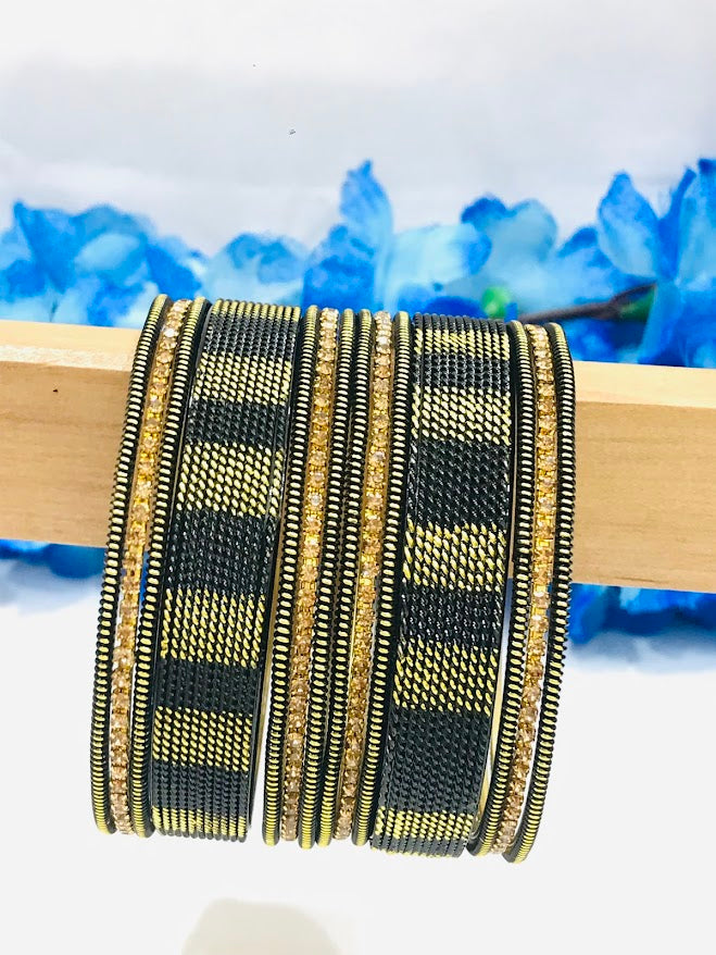 Appealing Black Colored angle Set For Women In Flagstaff