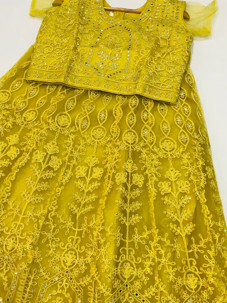 Lehenga Choli Set With Dupatta For Girls In Casagrande