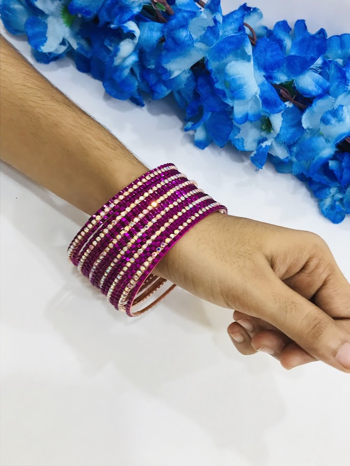 New Design Metal Bangles In Suncity