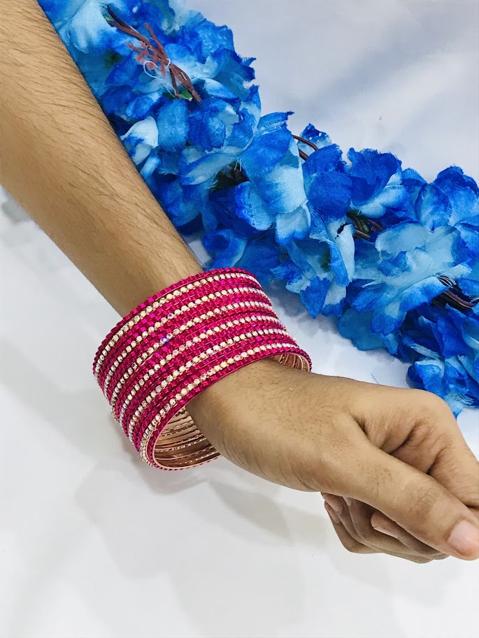 Party Wear Metal Bangles In Suncity