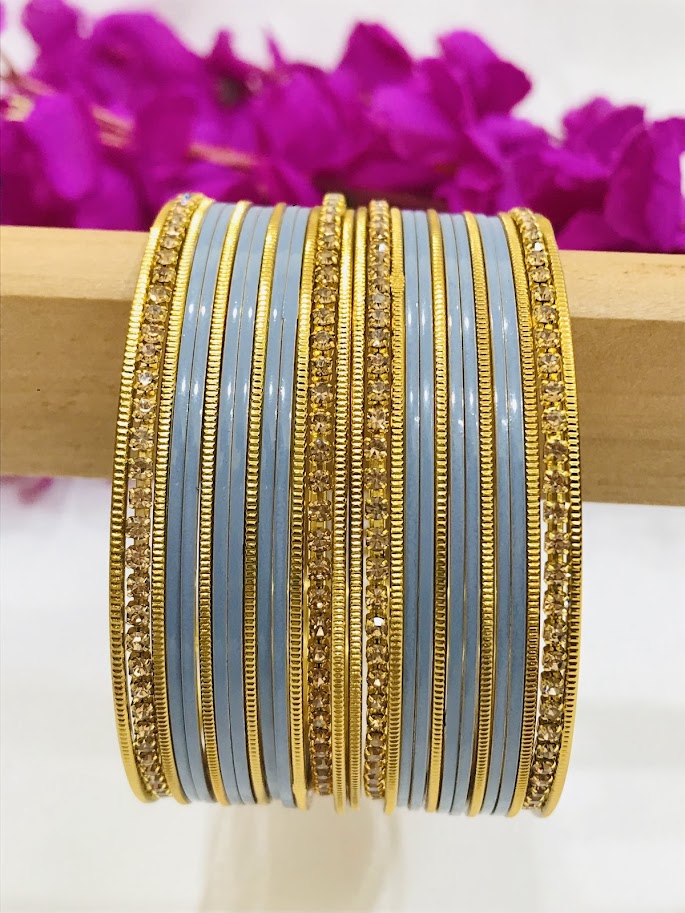 Smooth finishing Metal Bangle In USA