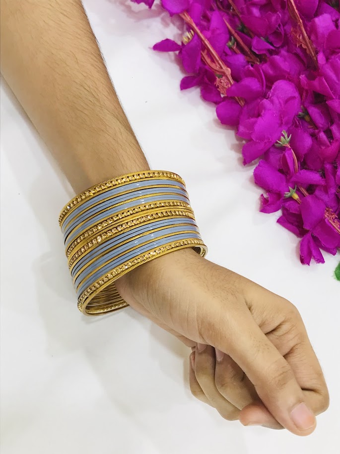 Stone Designed Smooth Finished Metal Bangles In Suncity