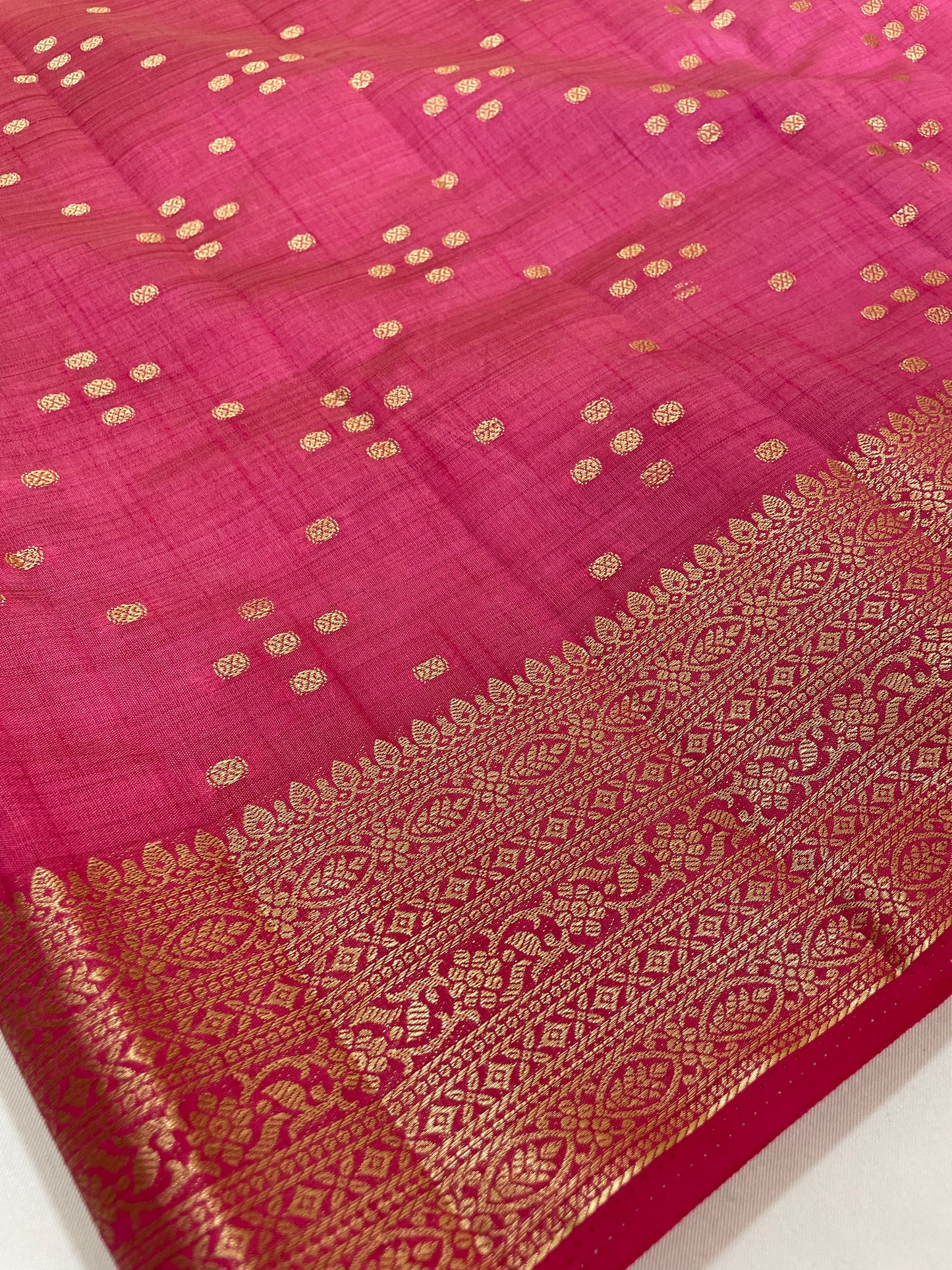 Pink Color Silk Saree With Zari Work In Yuma