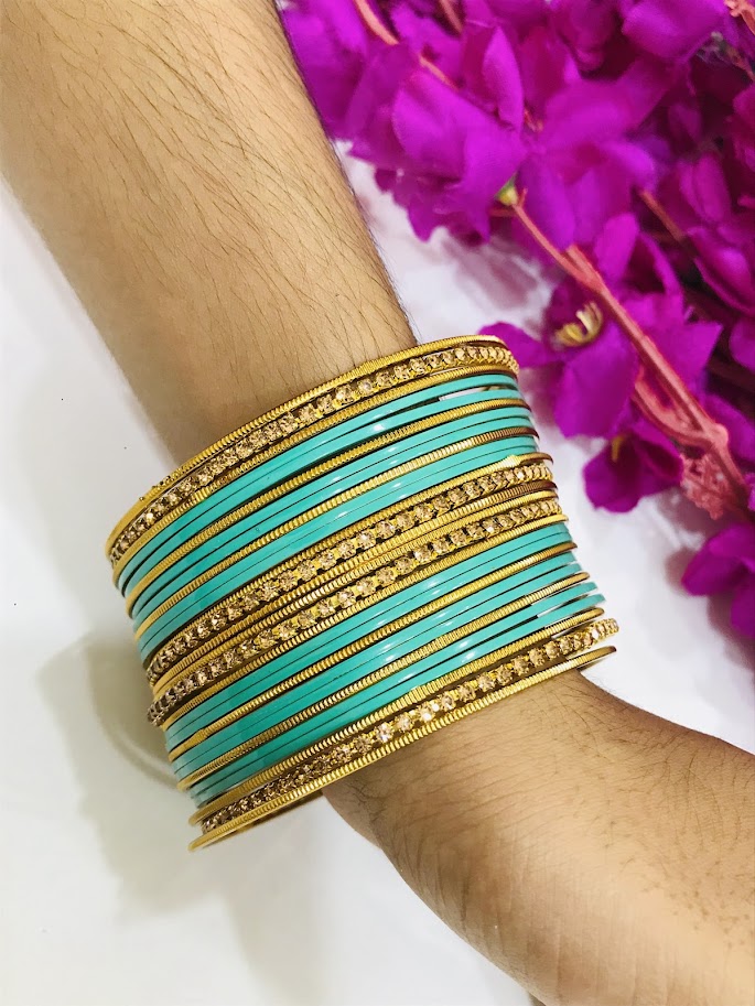 Smoothing Party Wear Metal Bangles In Suncity