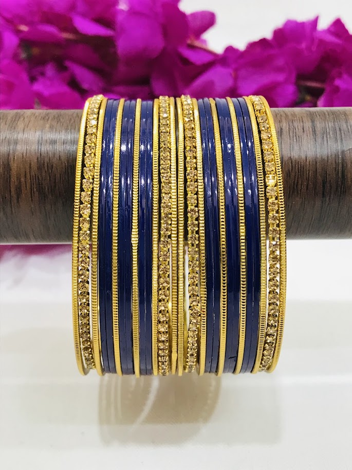 Smooth Finishing Metal Bangles In Sedona