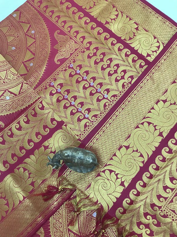 Red Color Art Silk With Gloden Zari Work Shawl (Ponnadai) For Guest In Mesa