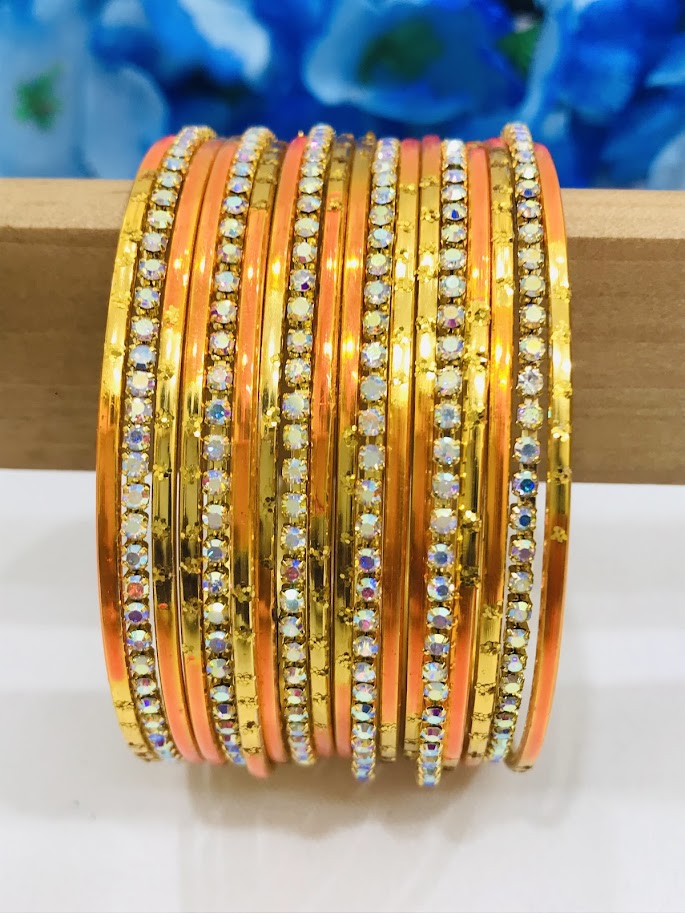 Unique Designed Metal Bangles For Women In Williams