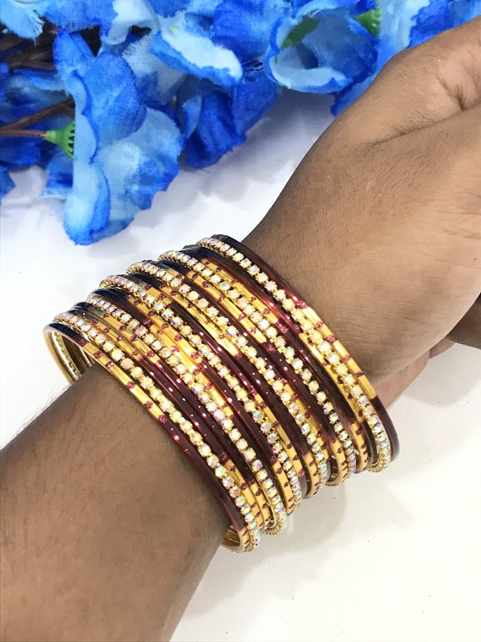 Party Wear Gold Plated Metal Bangles In Suncity