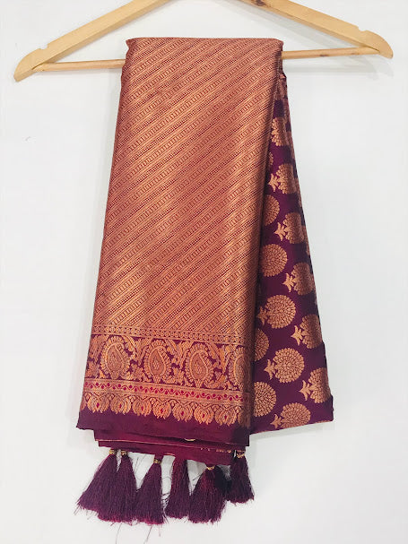 Attractive Soft Silk Saree In  Suncity West