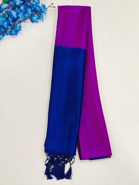 Alluring Pink Color Soft Silk Saree With Rich Contrast Pallu With Fancy Tassels