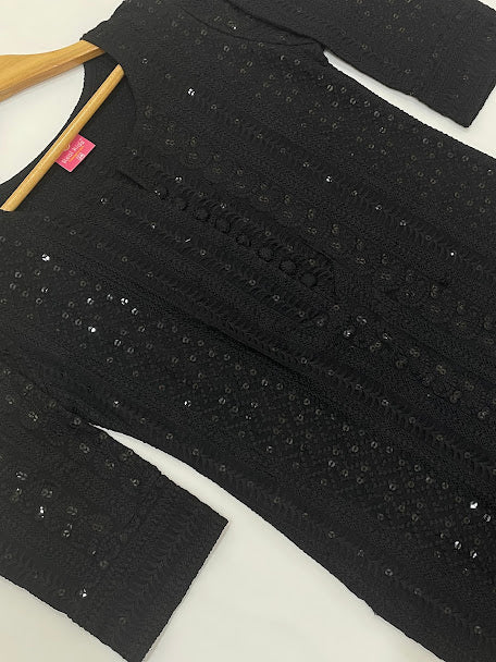Black Color Soft Cotton With Chikankari Work Kurti In Tempe