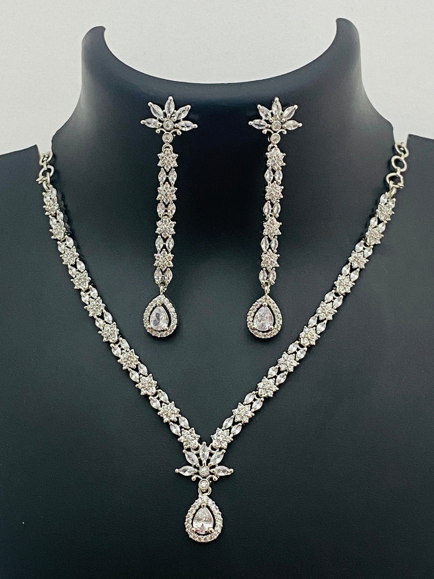 Lovely American Diamond Necklace Near Me