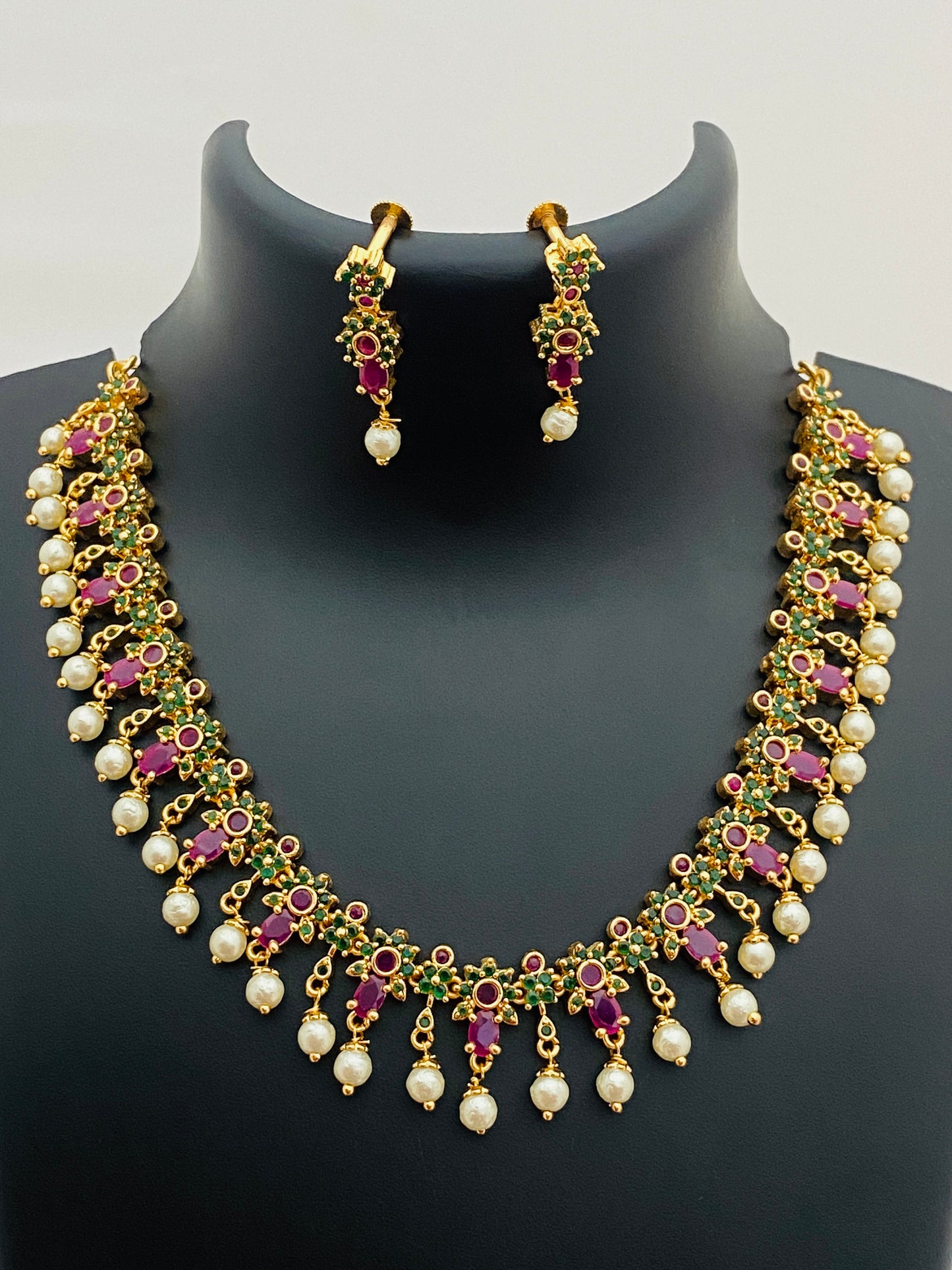 Gorgeous Gold Plated Floral Designed Party Wear Near Me
