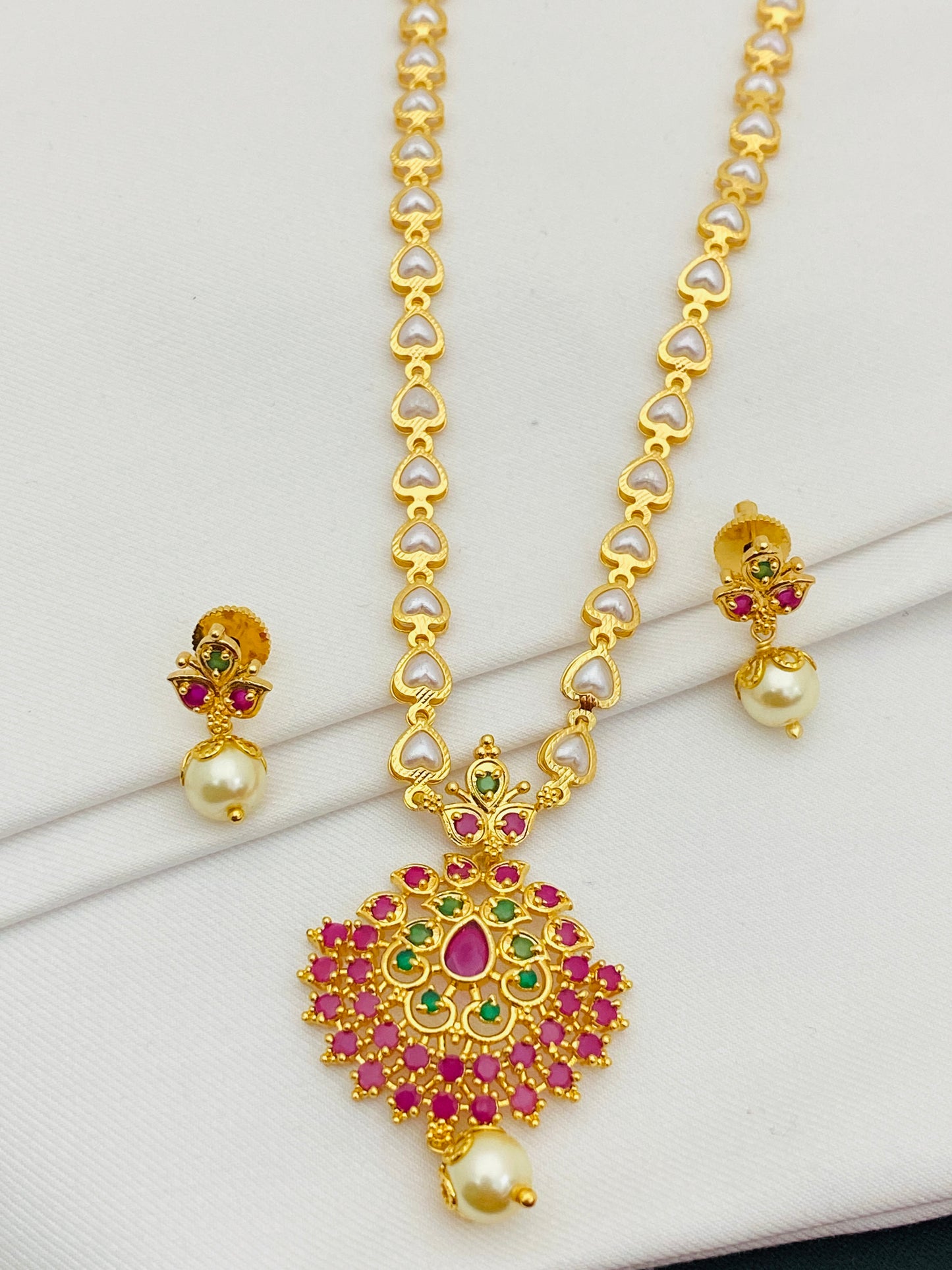 Elegant Traditional Fancy Diamond Matte Finish Necklace Near Me