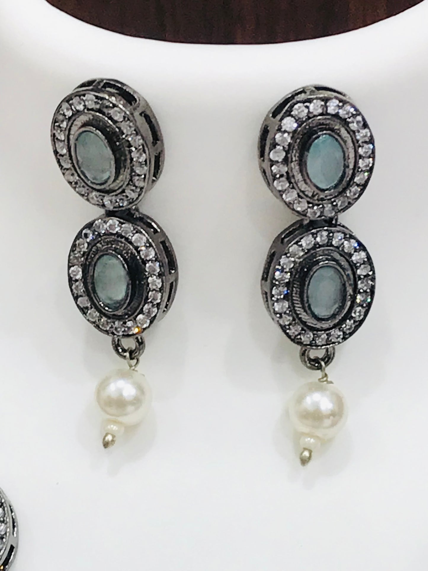 Silver Oxidized Necklace With Earrings in USA