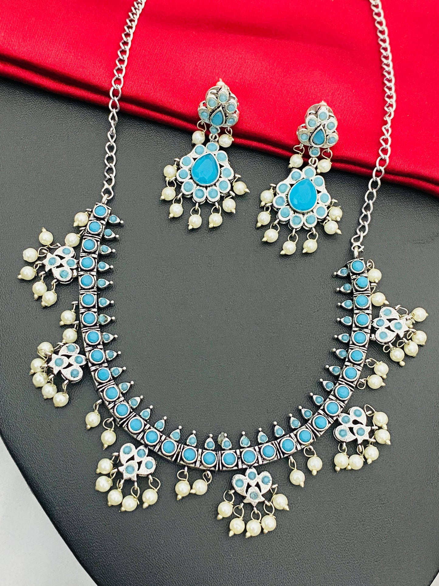 Turquoise Blue Floral Designed Silver Toned Oxidized Short Necklace Near Me