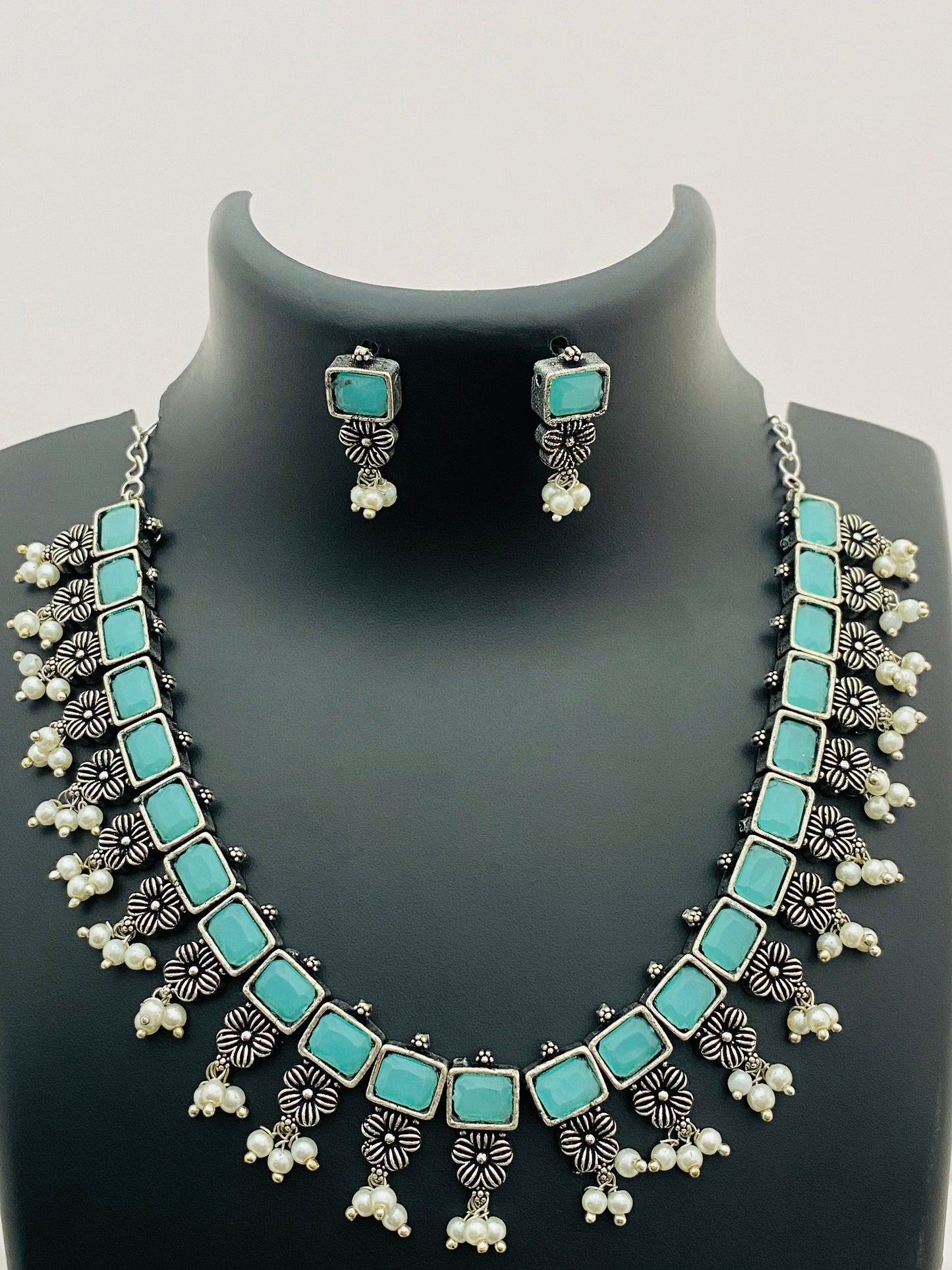 Charming Rectangle Stone With Flower Designed Silver Toned Oxidized Necklace Set With Earrings