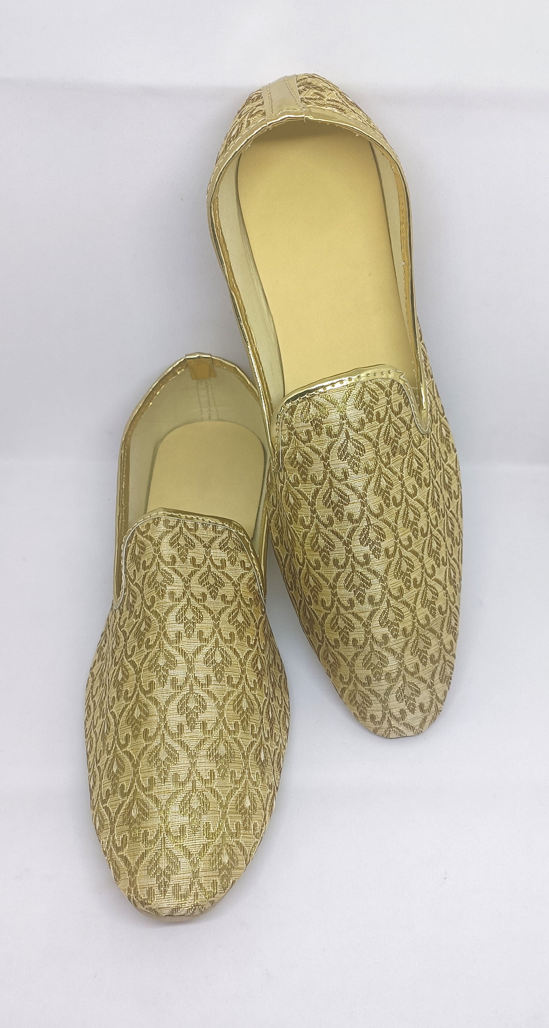 Attractive Premium Quality With Gold Zari Embroidery Work Mojaris For Men