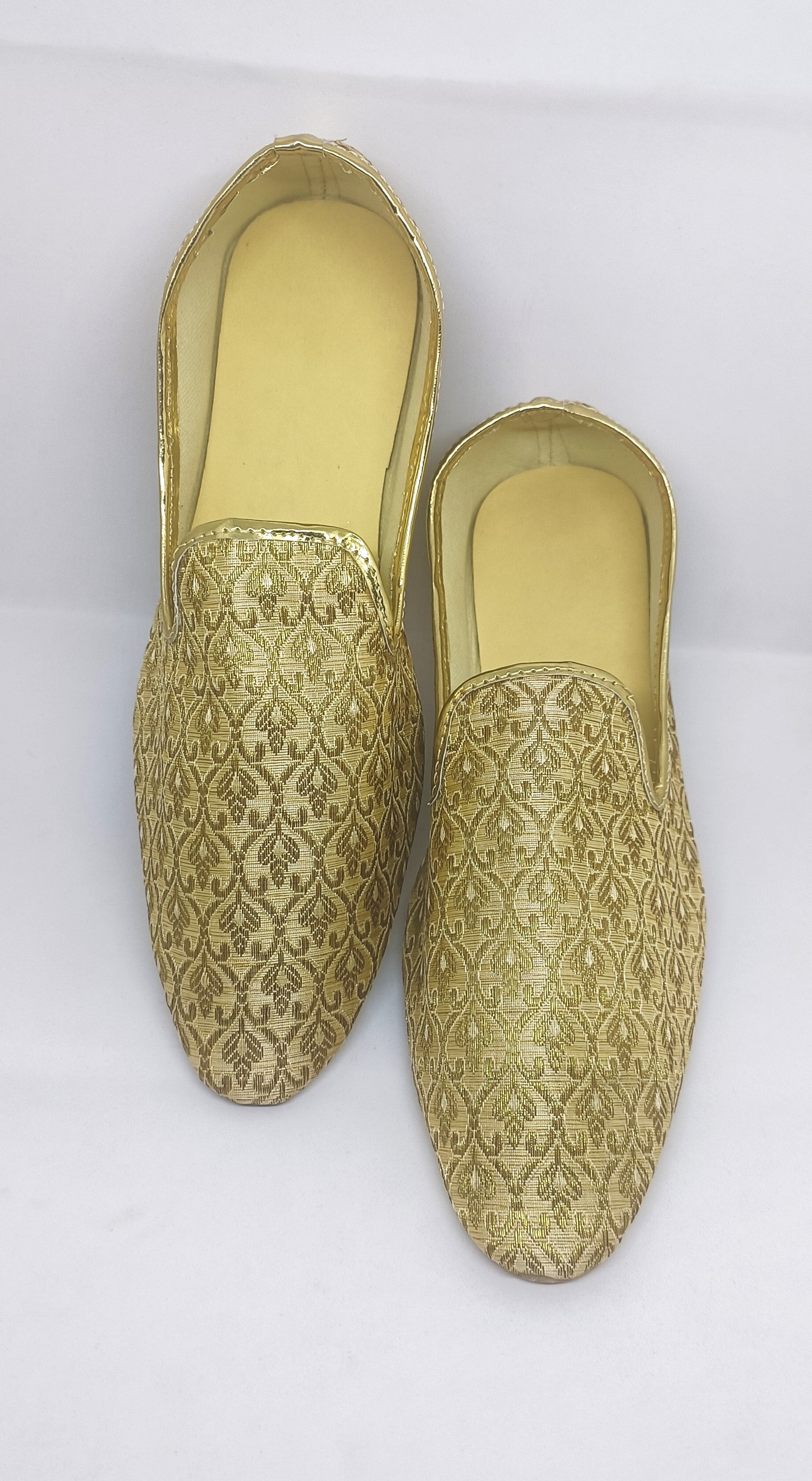 Gold Color Embroidery Work Mojaris For Men in Chandler