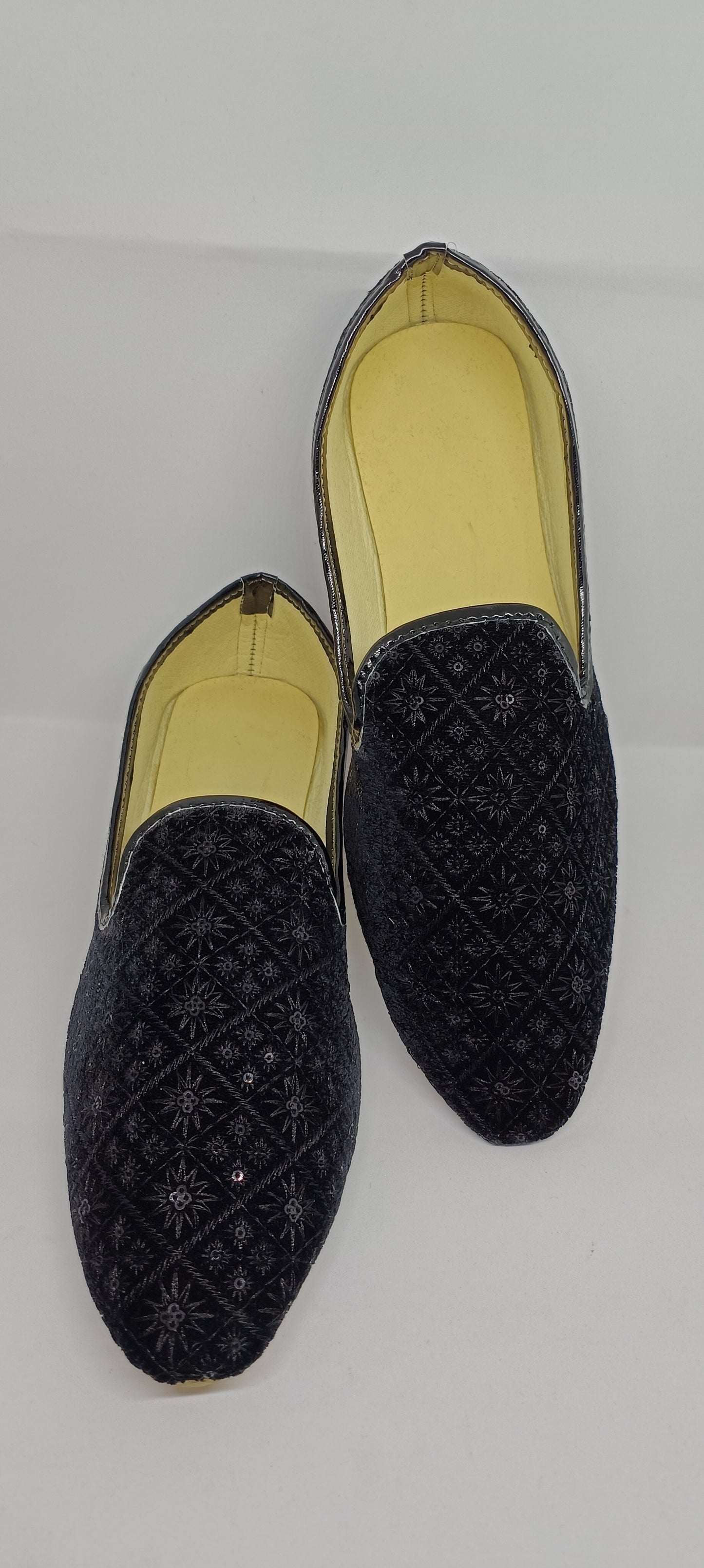 Premium Quality Black Color With Zari Embroidery Work Mojaris For Men