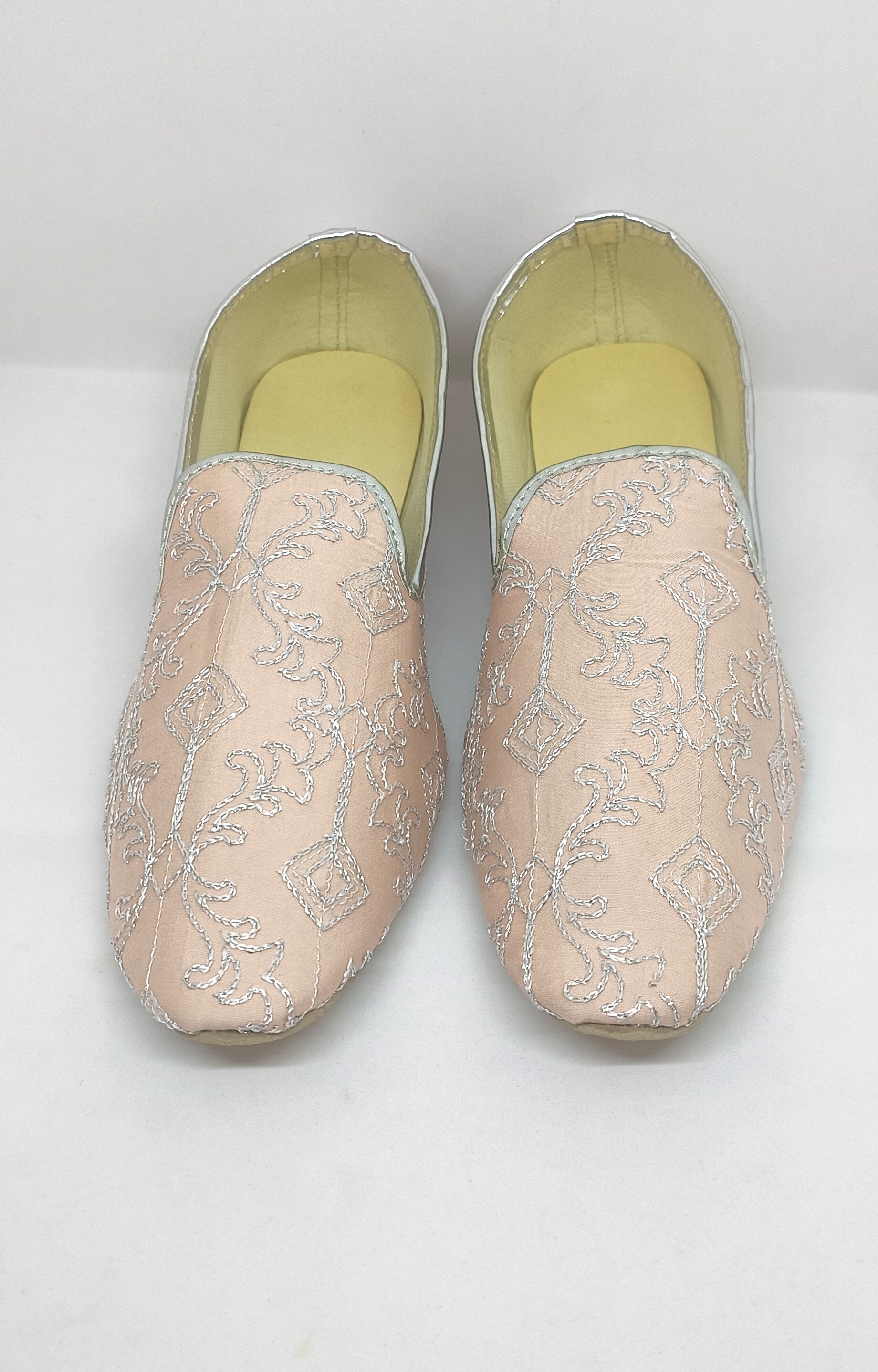 Embroidery Work Mojaris For Men in USA