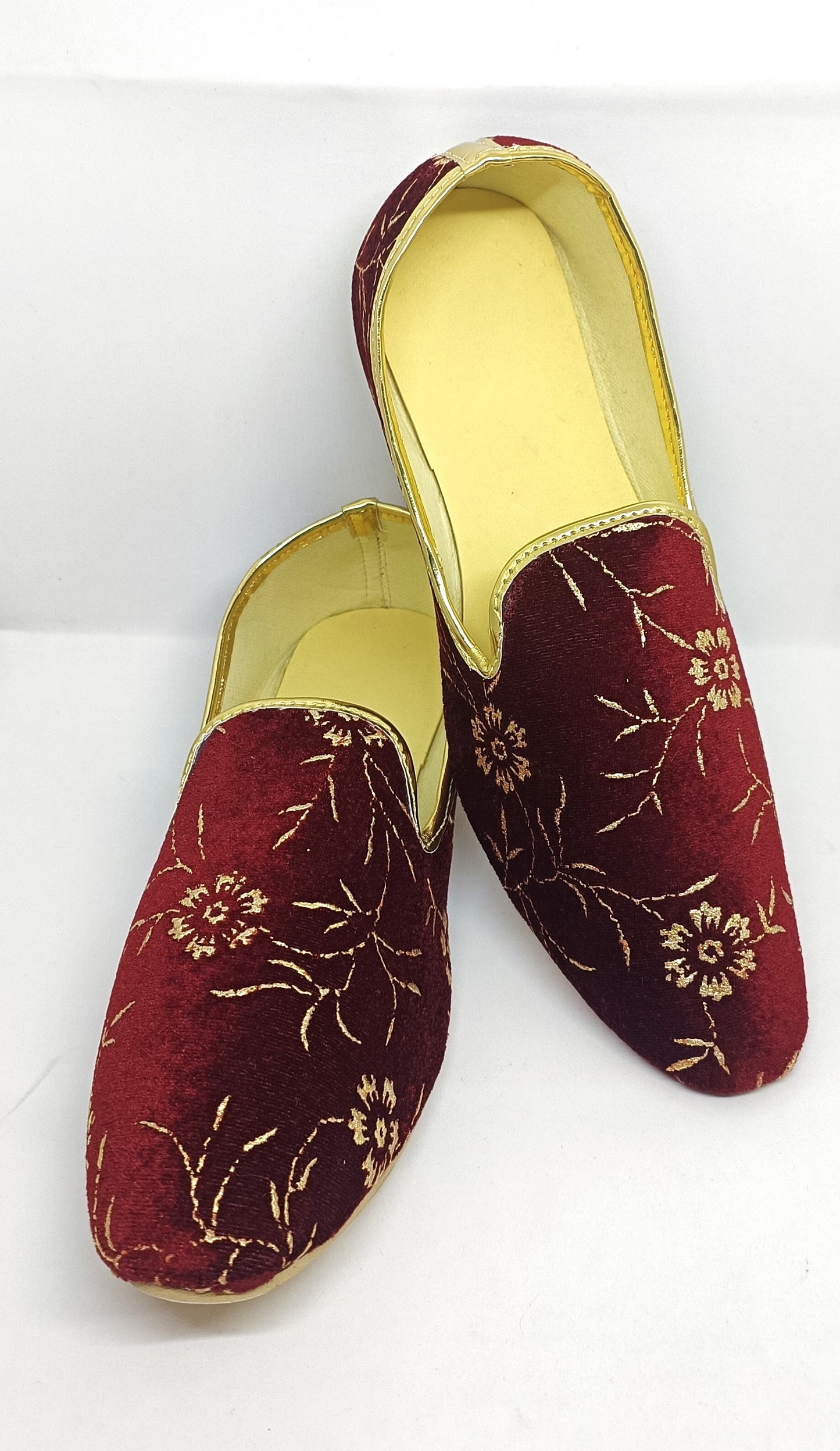 Pleasing Maroon Color Brocade Mojaris With Flower Embroidery Work In Chandler