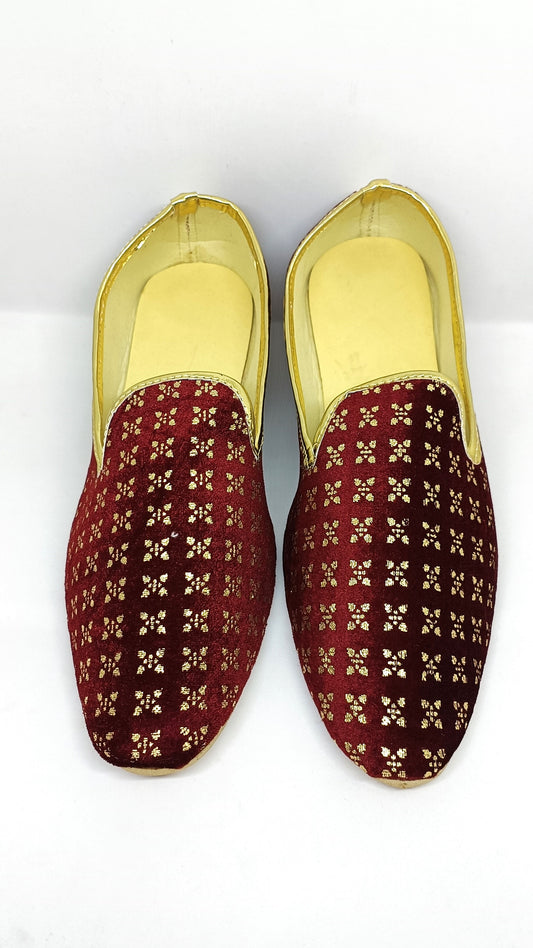 Alluring Premium Quality Maroon Color Mojaris With Golden Zari Embroidery Work For Men