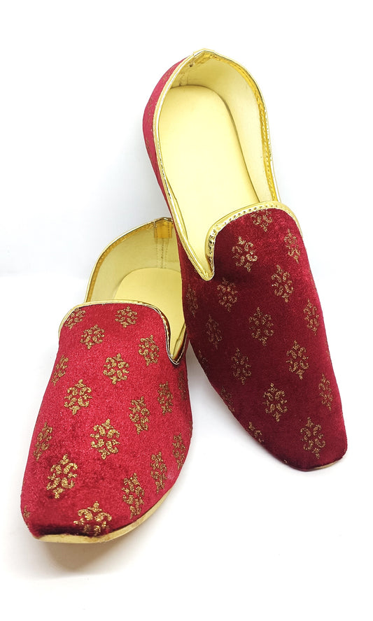 Beautiful Maroon Color Gold Thread Embroidery Work Mojaris For Men