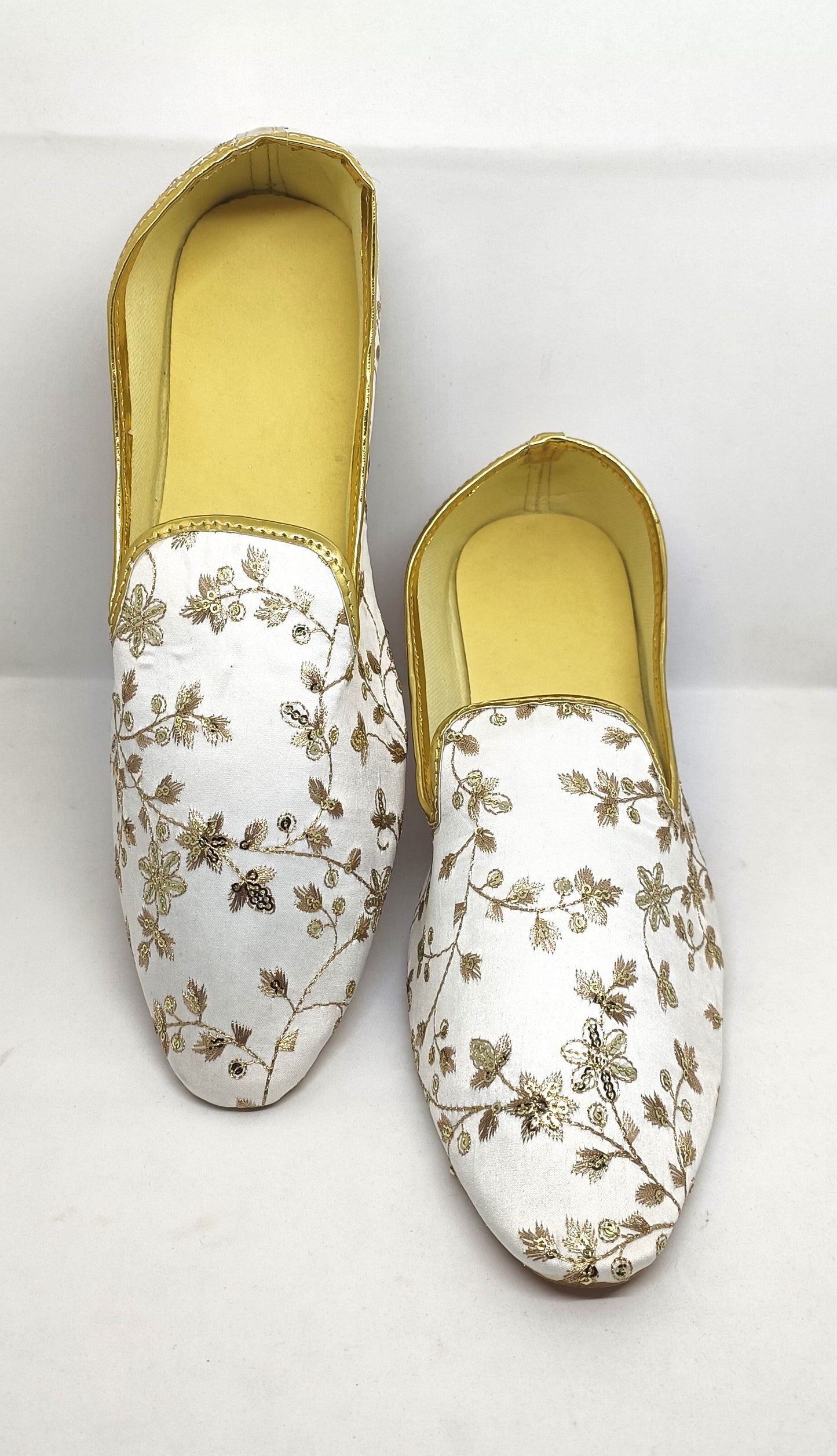 Off White Color Mojaris For Men Near Me