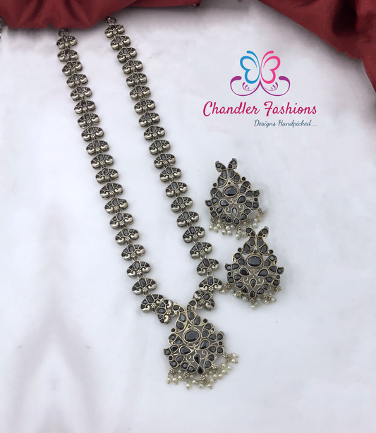 Antique Oxidized Black Stone Long Necklace With Earrings Made With Brass And Copper