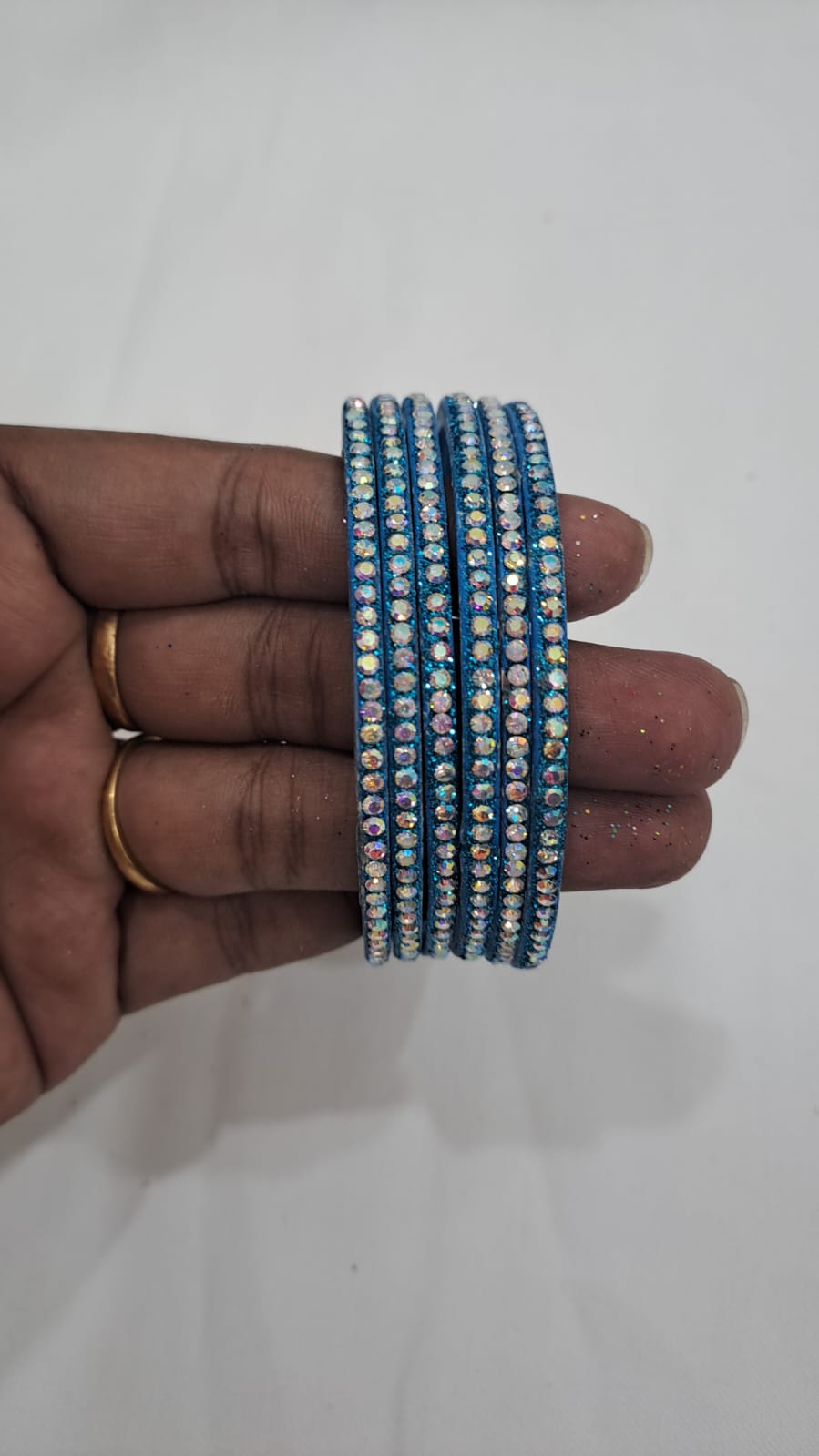 Blue Color Checked Design Glass Bangles For Women Near Me