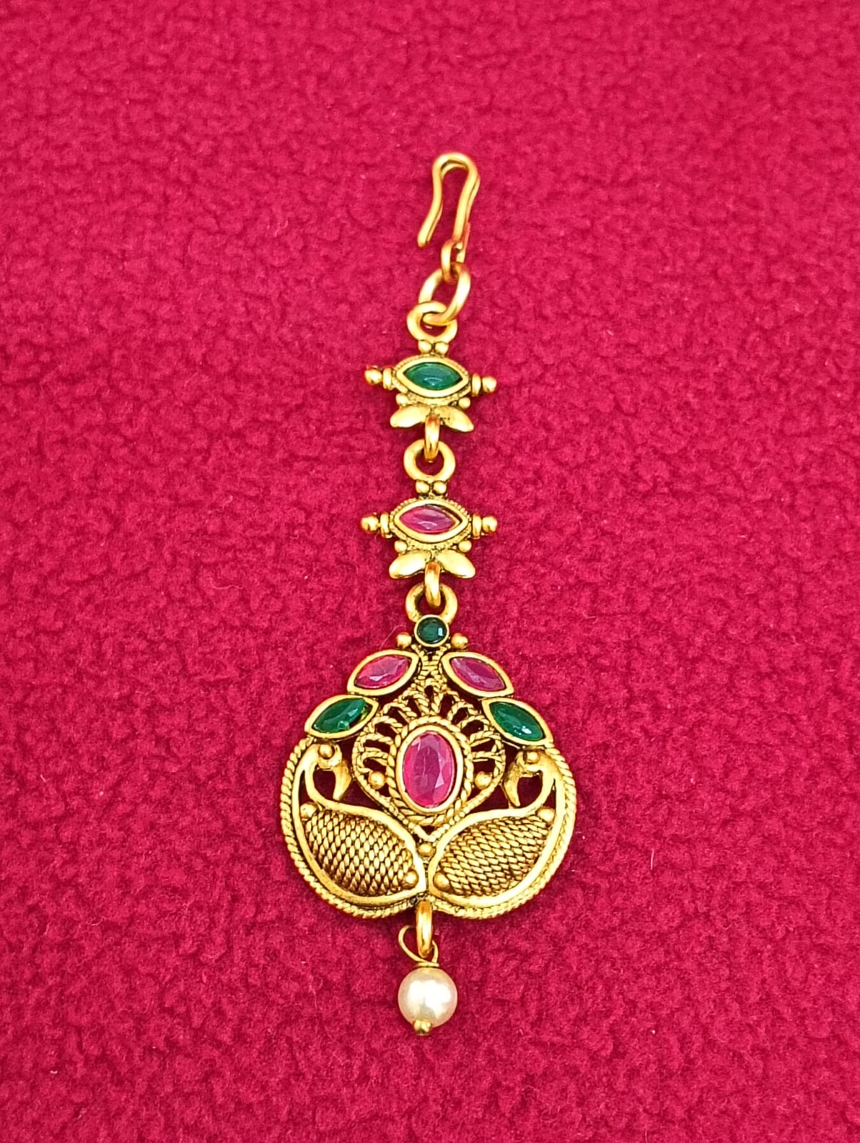Stunning Antique Gold And Elegant Tikka With Pearls
