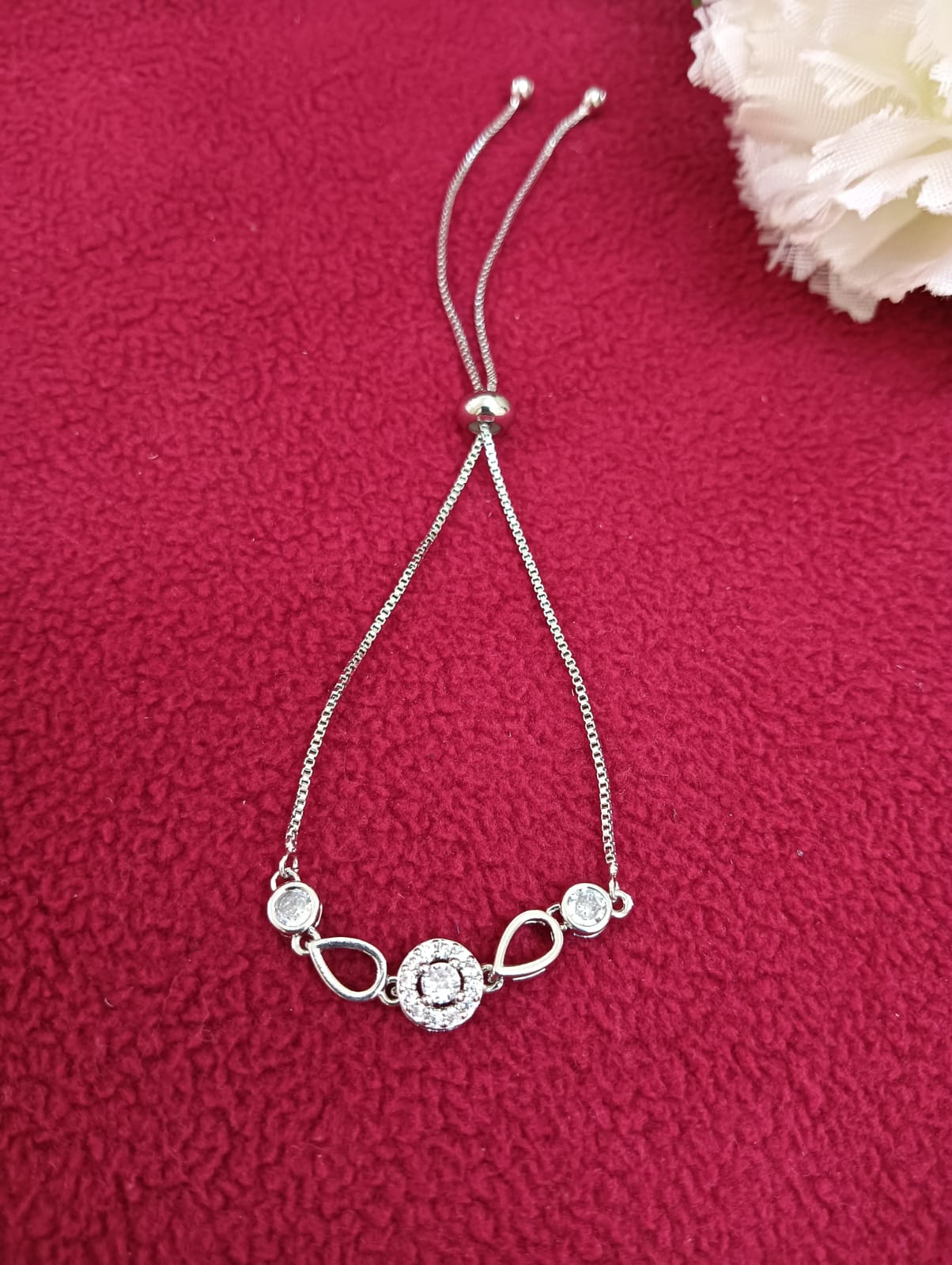 Elegant White Color Pretty American Diamond Bracelet