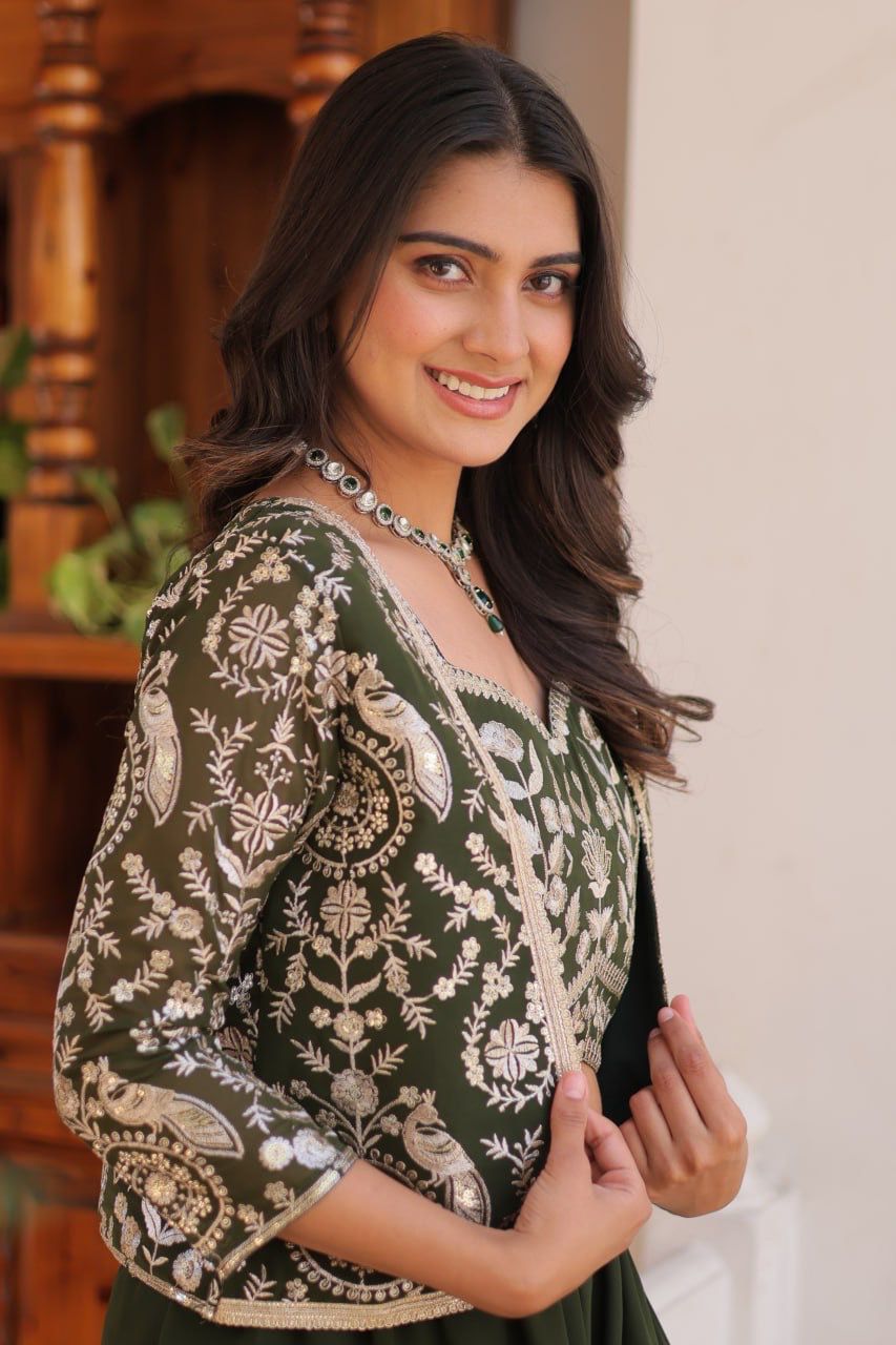 Elegant Green Color Heavy Faux Georgette Embroidery Lace Work in Suncity