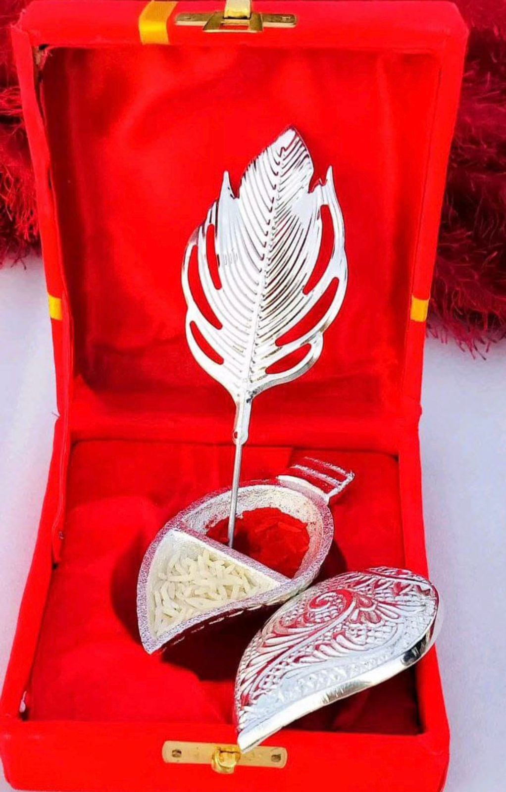 Traditional Silver Leaf Shaped Tikka Platter Set With Red Velvet Box