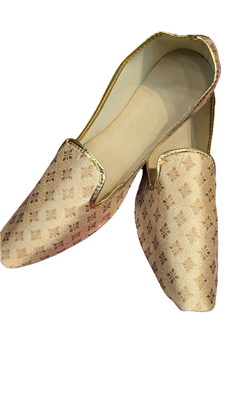 Alluring Gold Color Punjabi Jutti And Mojari Shoes For Men