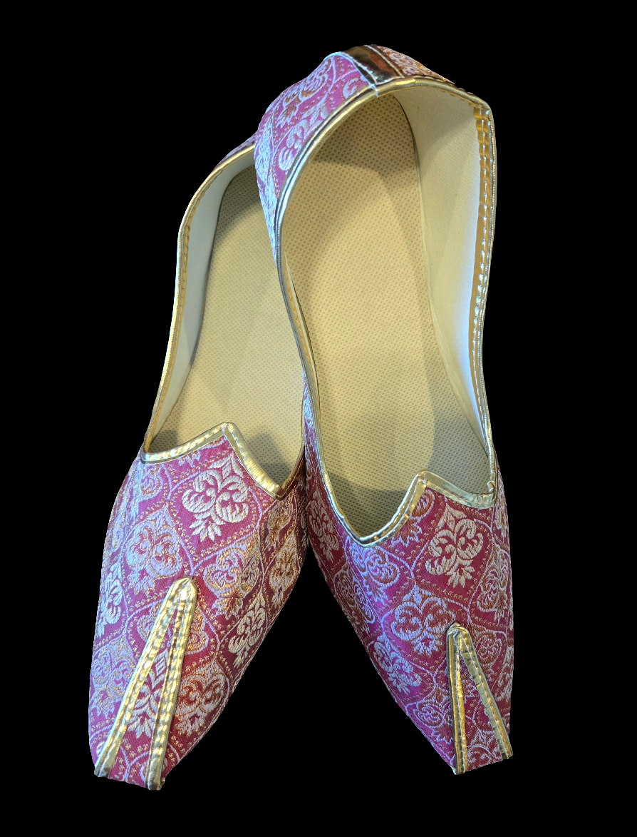 Beautiful Maroon And Golden Color Men Indian Ethnic party Wear Mojari